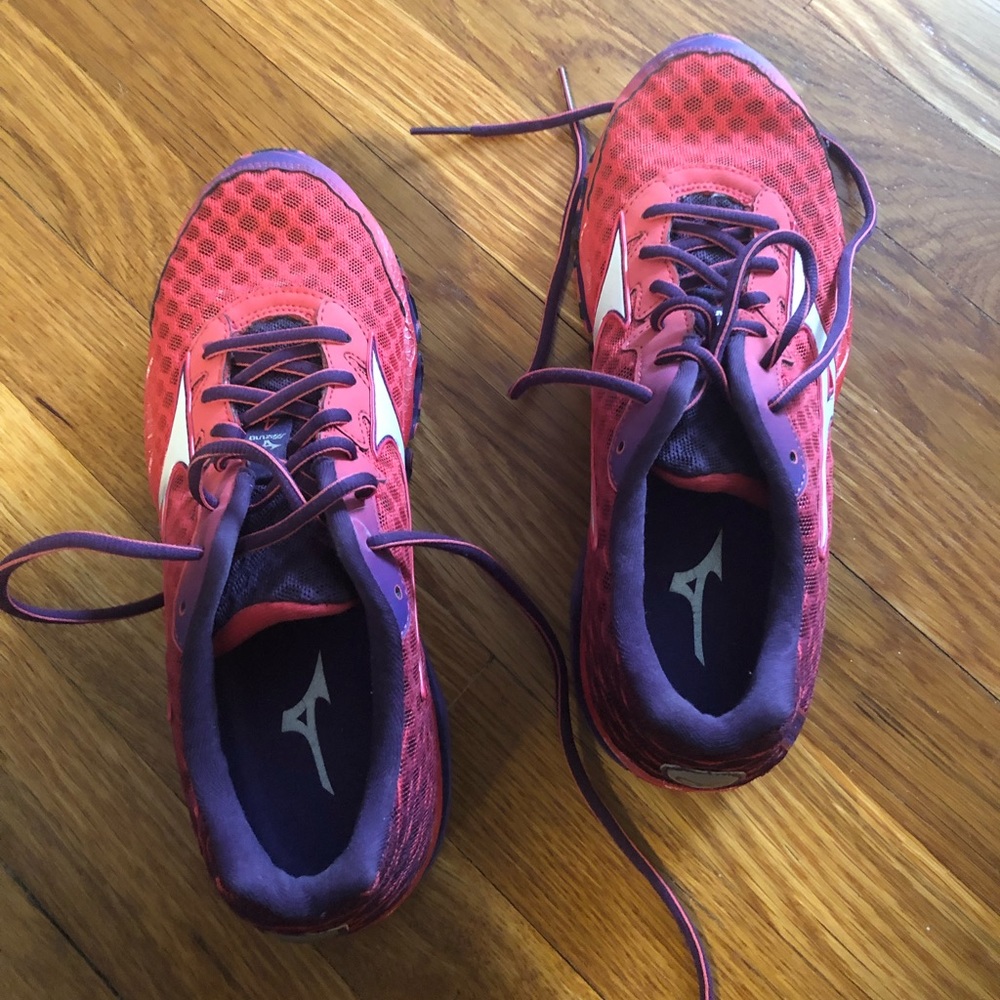 Women’s Mizuno Running Shoes
